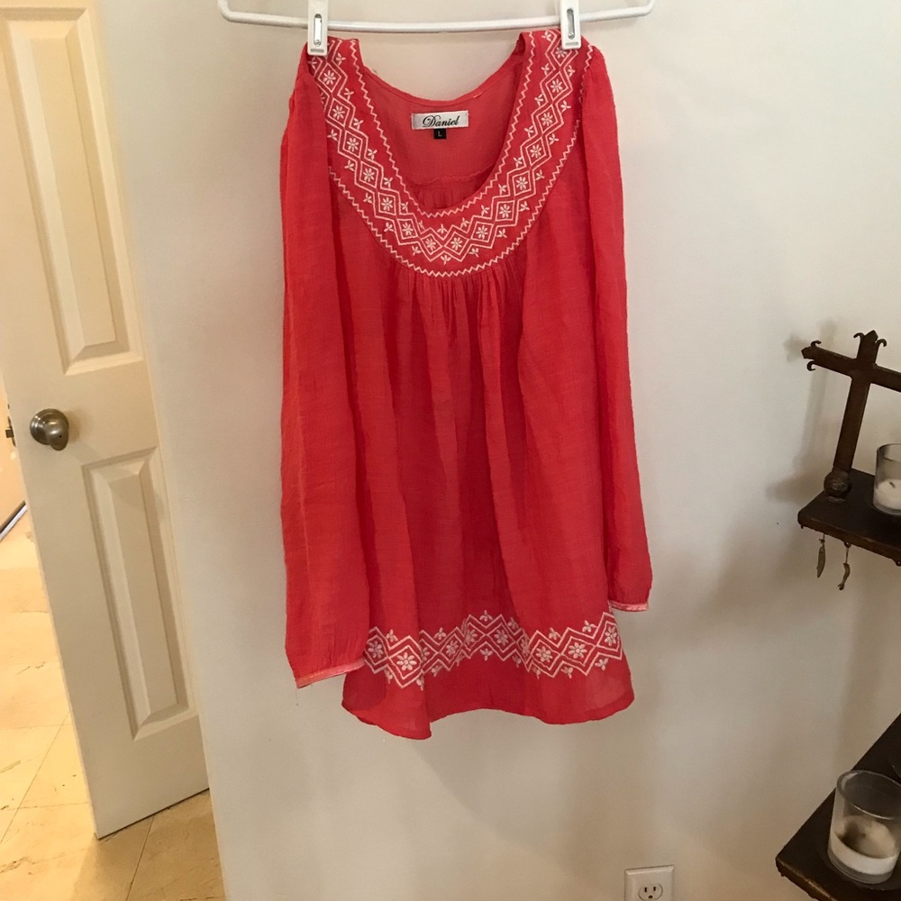 Coral Embroidered Blouse - Picture 5 of 5